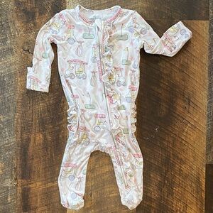 Caden Lane golf print pajama zip up